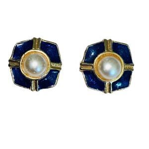 Vintage Estate 1980’s “CoCo” Pearl Guilloche Earrings! Chanel Vibe